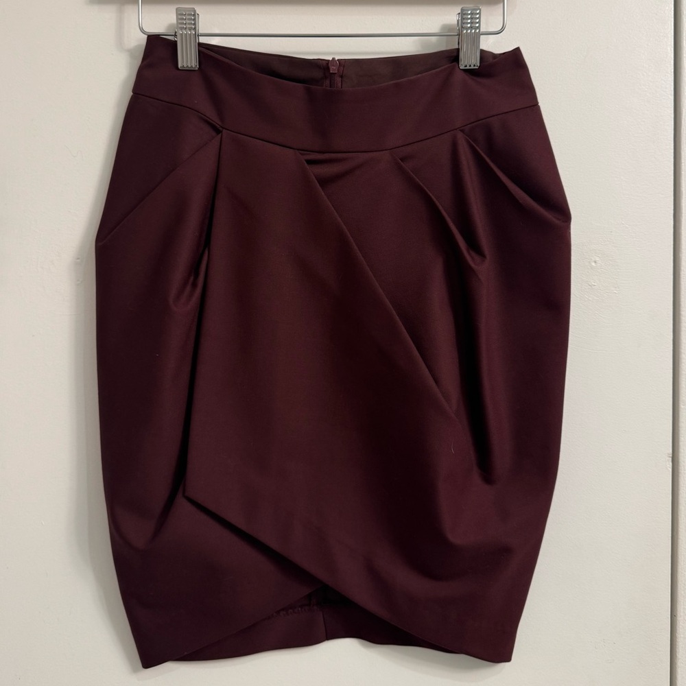 Tulip Mini Skirt – Maroon